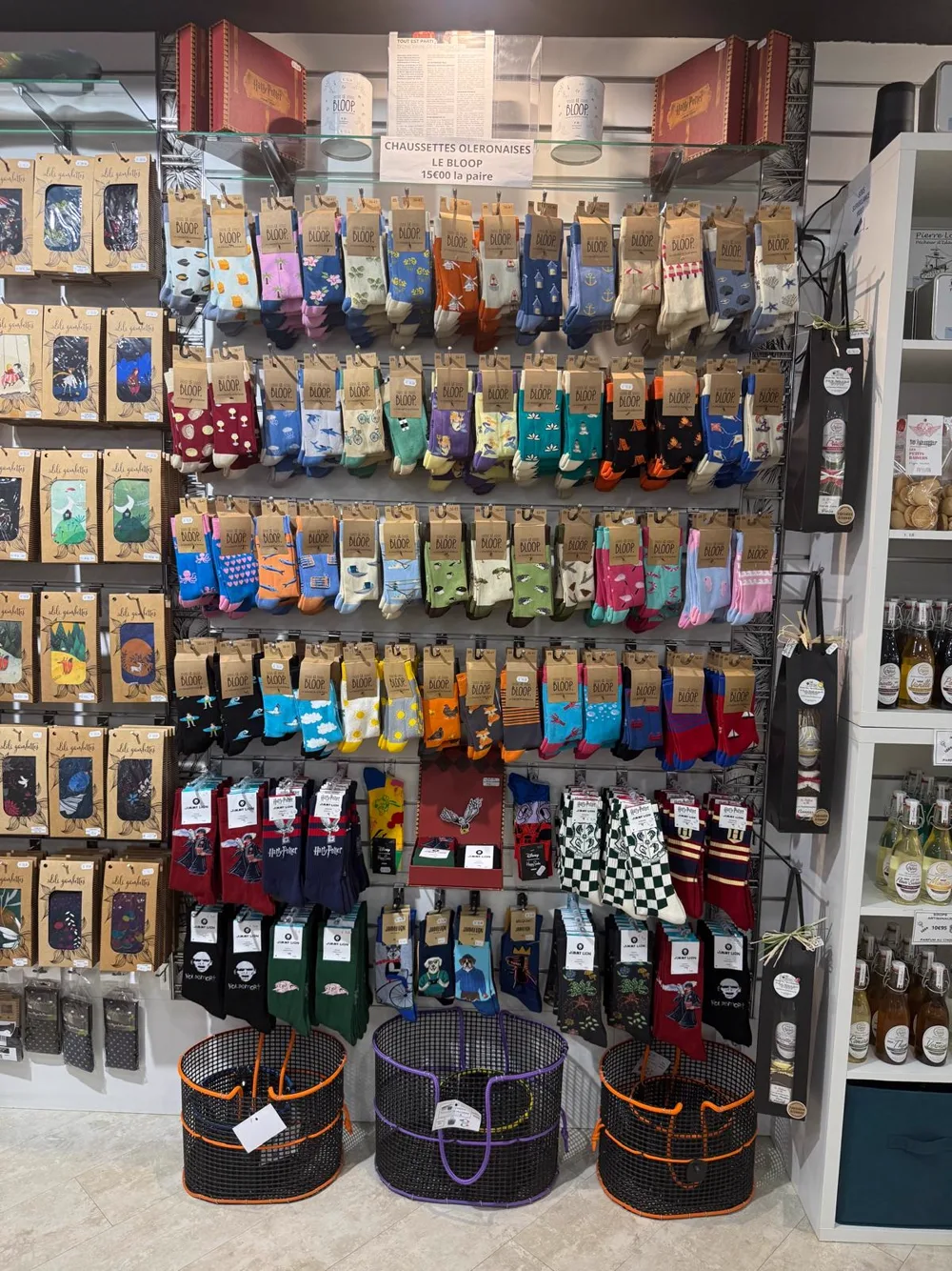 Photo n°19 de l'ambiance du Café Boutique, concept store à Rochefort